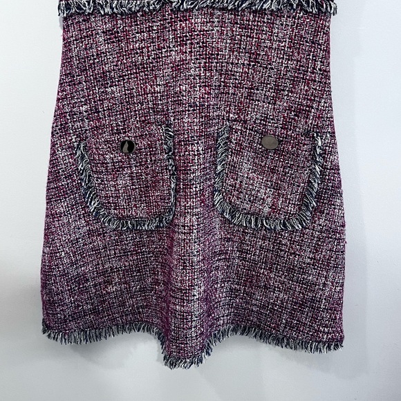 Chic Tweed Sleeveless Dress in Red  and Black - Picture 4 of 8